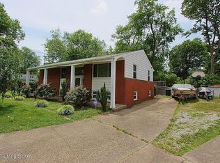 2020 Bluebird Dr, Jeffersonville, IN 47130