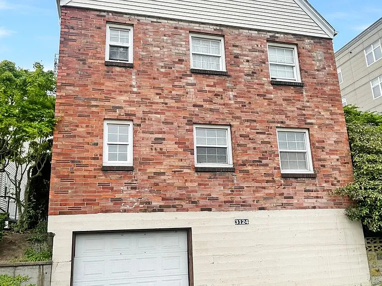 3124 Colby Ave — Photo 2