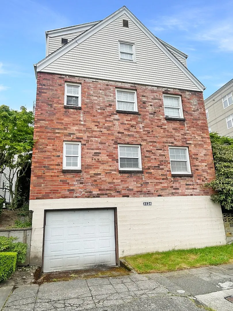 Building Photo - 3124 Colby Ave