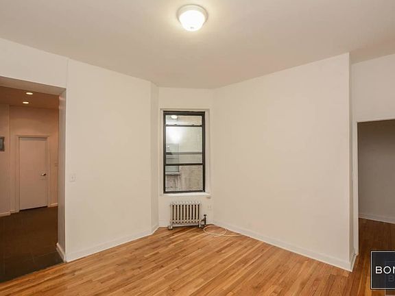 4th image of 326 E 91st St #16