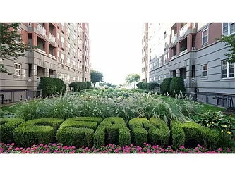 Sold by Diamond Real, Inc.