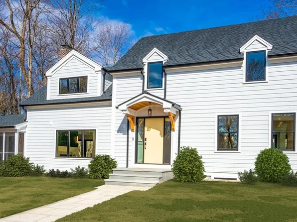 31 Lancaster Rd, Newton, MA 02458