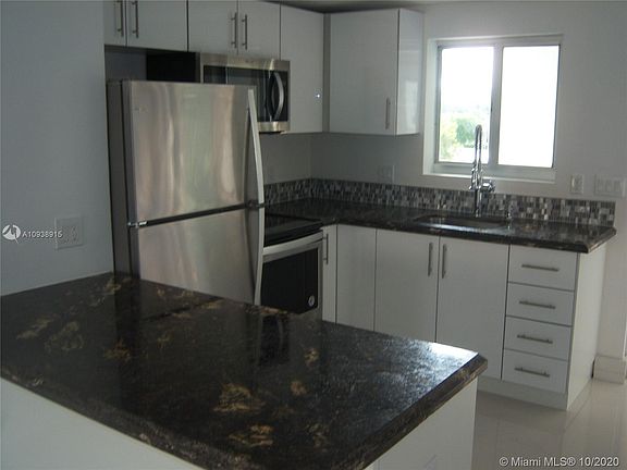 4th image of 3755 NE 167th St APT 35