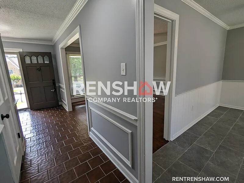 4 bed, 3.0 bath, 3661 sqft, $2,950 — Photo 4