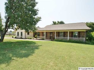 106 Harwell Ln, Meridianville, AL 35759