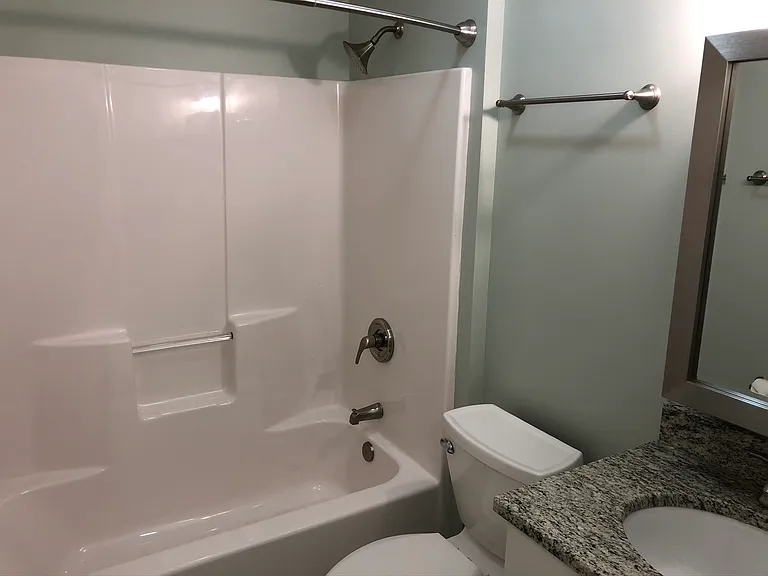 1502 Southernwood Dr — Photo 7