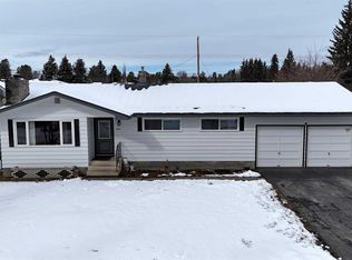 4230 S 5th Ave, Edson, AB T7E 1A5