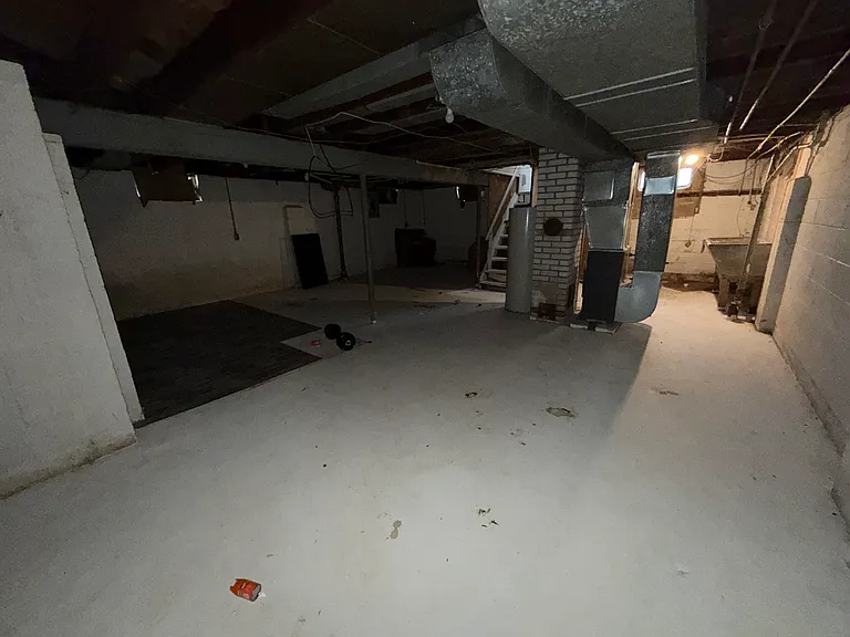 1260 Lavender Ave — Photo 11