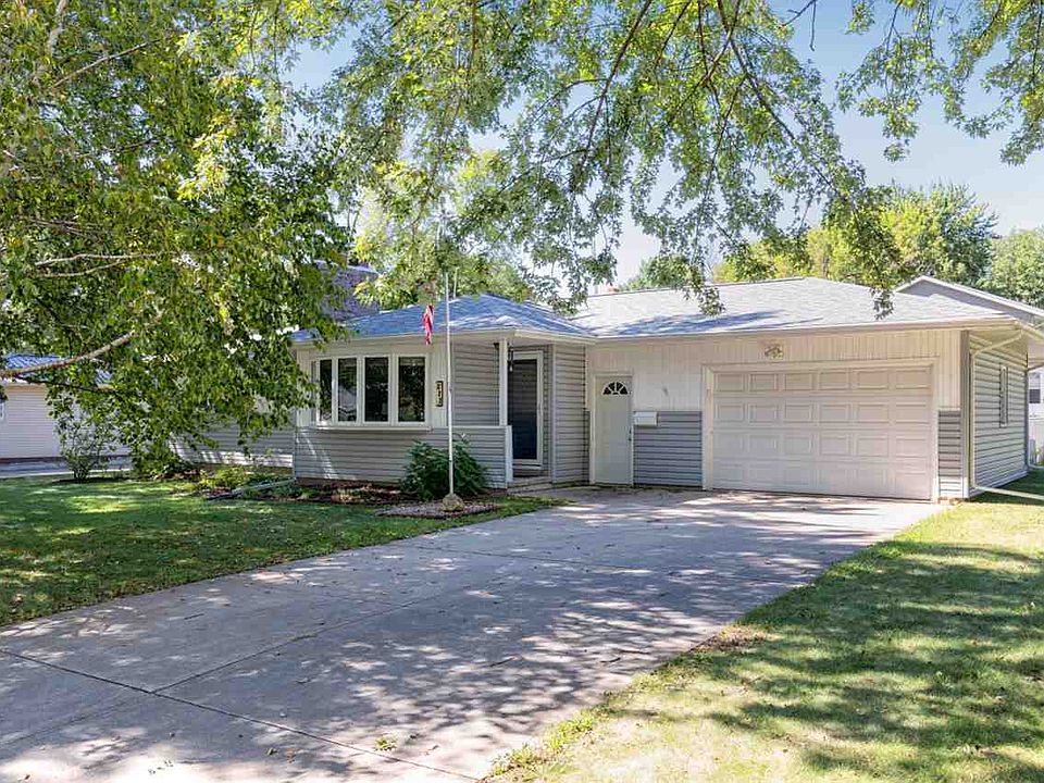 1st image of 111 Pleasant Dr