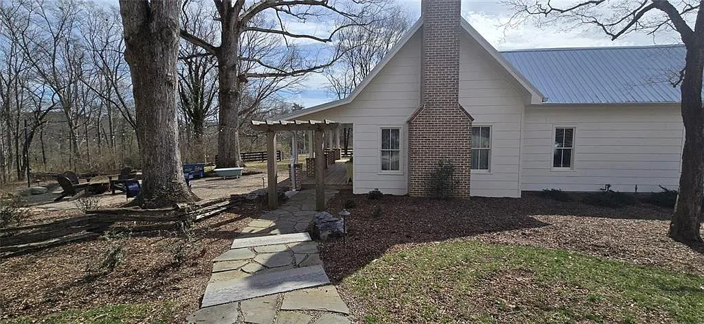 2 bed, 2.5 bath, 1188 sqft, $2,350 — Photo 4