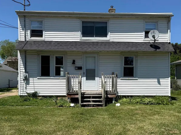 813 Roosevelt St, Menasha, WI 54952