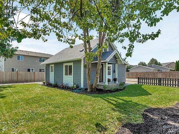 3rd image of 14918 75th Street Ct E