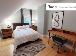 19 Putnam Ave #E, Cambridge, MA 02139