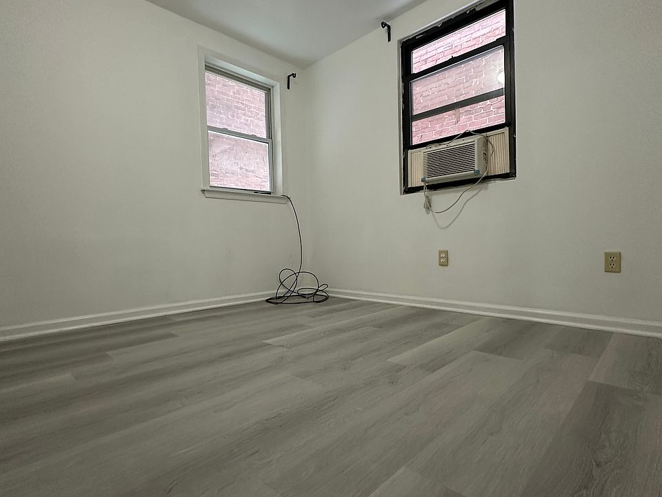 2nd image of 1419 W Girard Ave #2B