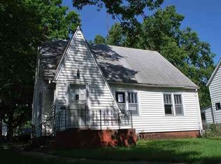 2063 SW Buchanan St, Topeka, KS 66604