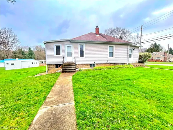 4722 Warren Sharon Rd, Vienna, OH 44473