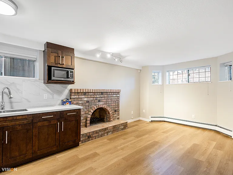 22XX E 43rd Ave #BASEMENT — Photo 9