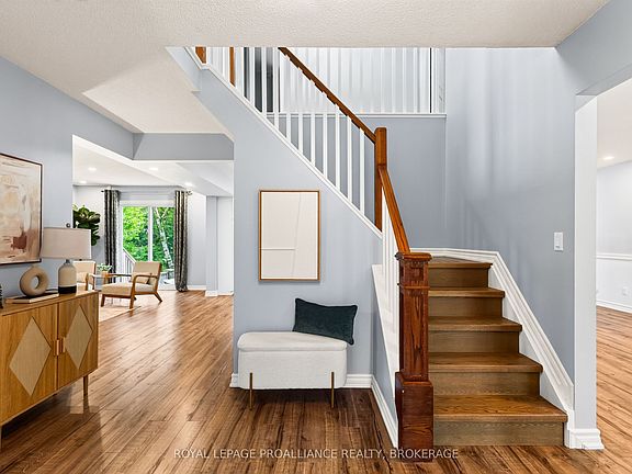 4th image of 1093 Bauder Cres