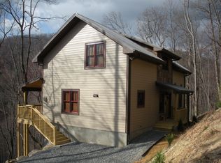 3947 Blackberry Crest Ln, Lenoir, NC 28645