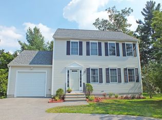 11 Amelia Dr, North Chelmsford, MA 01863