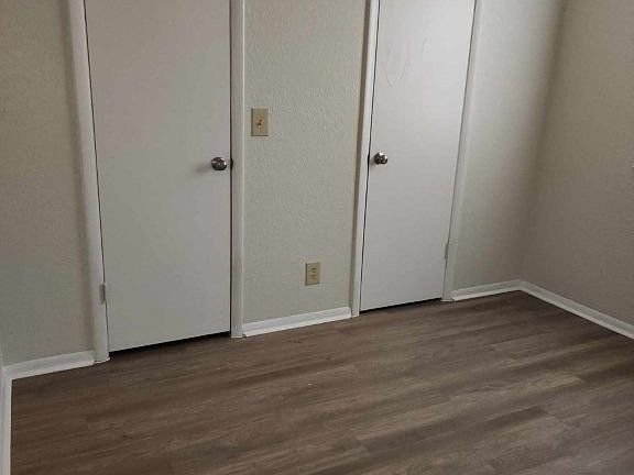 2nd image of 1700 SE Barlow Dr #B44e04c95