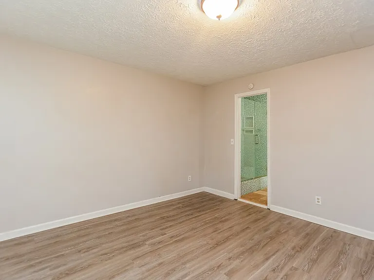 4805 Shallow Farm Dr — Photo 12