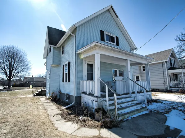 1101 Green St, Manitowoc, WI 54220