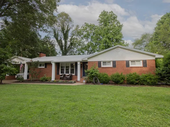 214 Lincoln Dr, Mayfield, KY 42066