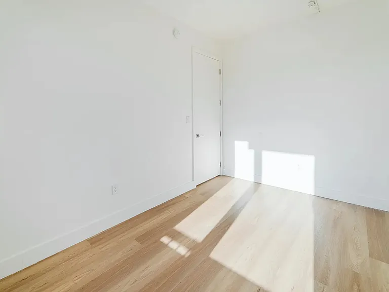 1457 Flatbush Ave #405 — Photo 5