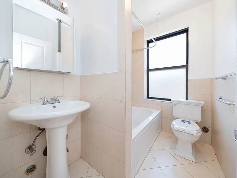 370 Fort Washington Ave #503 — Photo 19