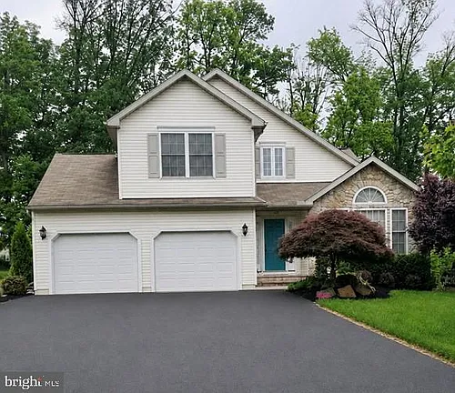 309 Woodbridge Ln Photo 1