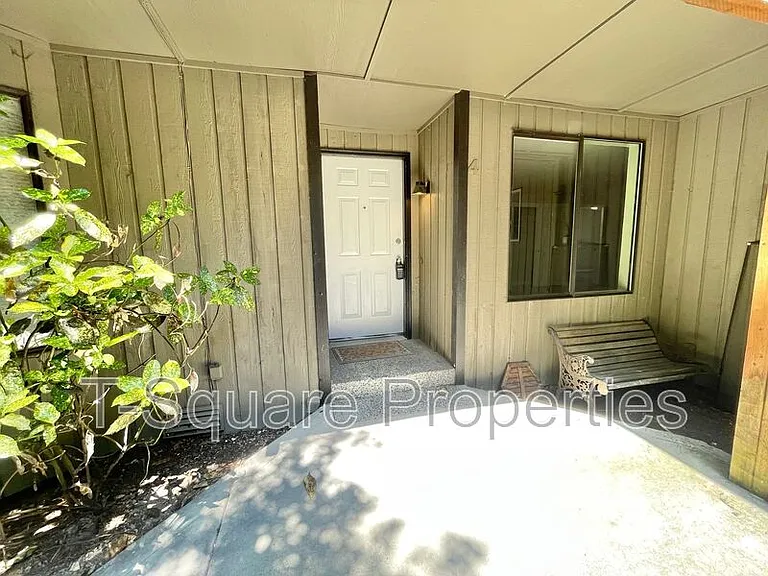 7125 Rainier Dr #4 — Photo 8