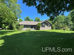 5225 E M35 Hwy, Escanaba, MI 49829