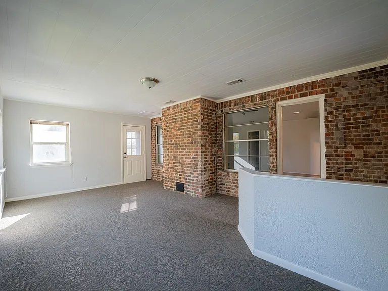 5508 Flamingo Dr — Photo 4
