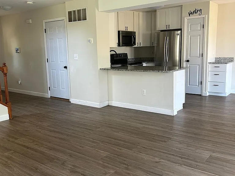 2845 Smokehouse Way — Photo 4