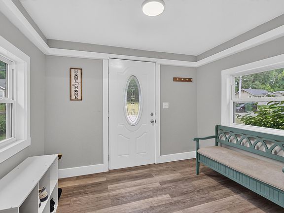 2nd image of 632 Fairyland Ave