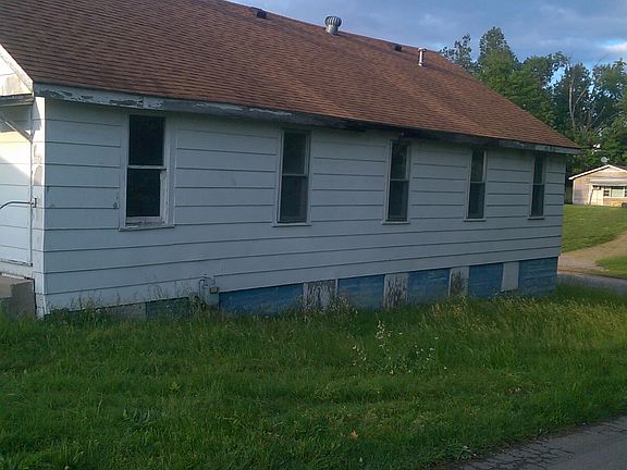 2nd image of 521 N Poplar St