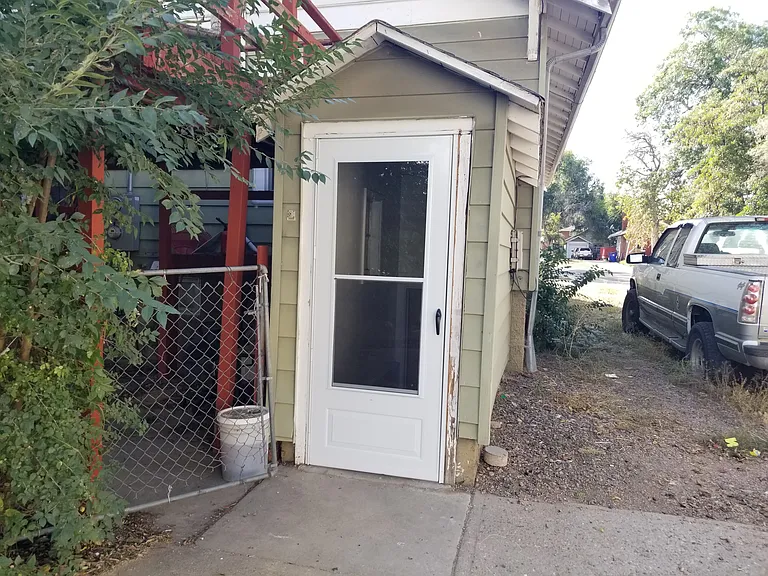 2 bed, 1.0 bath, $1,000 — Photo 3