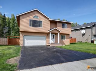 3672 Scenic View Dr, Anchorage, AK 99504