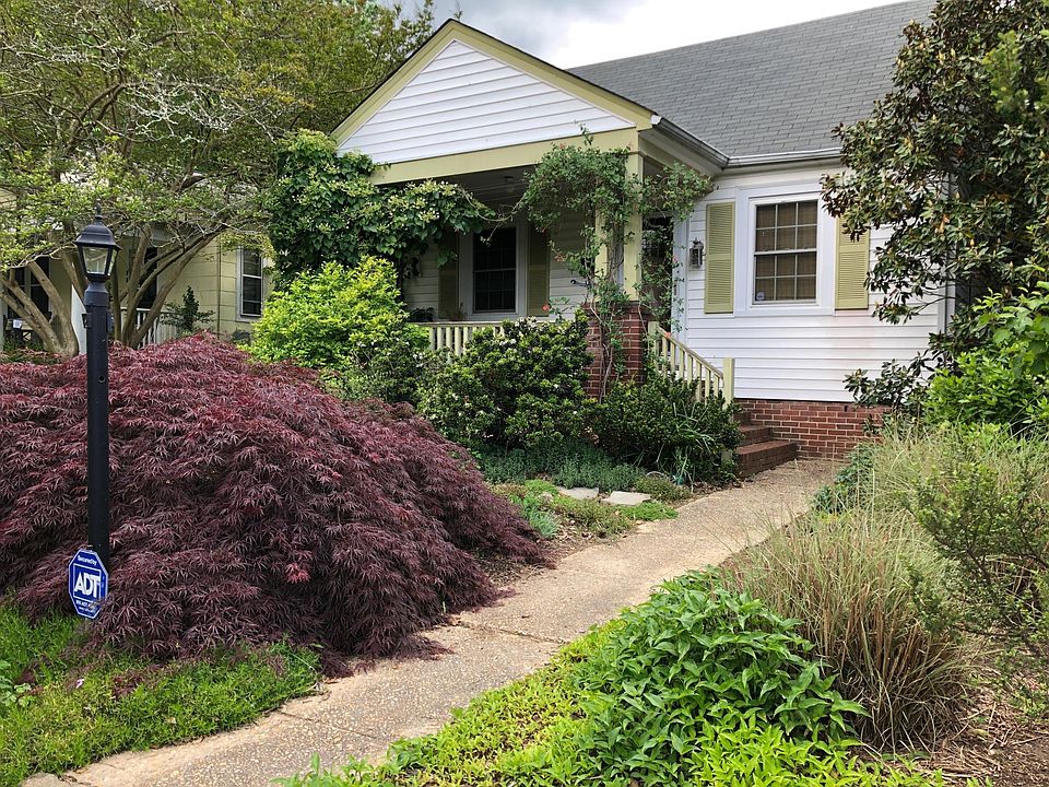 1st image of 906 W 49th St