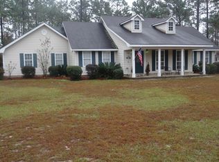 40 Cody Dr, Jesup, GA 31545