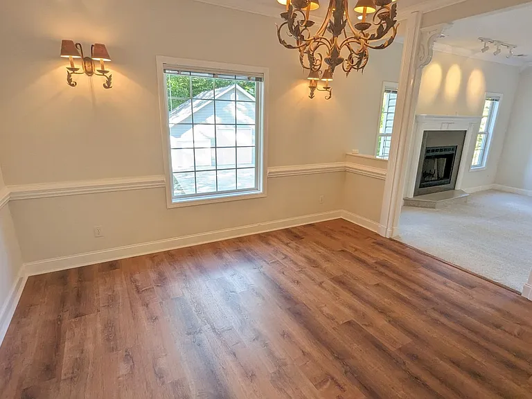 210 Winding Way Ln — Photo 16
