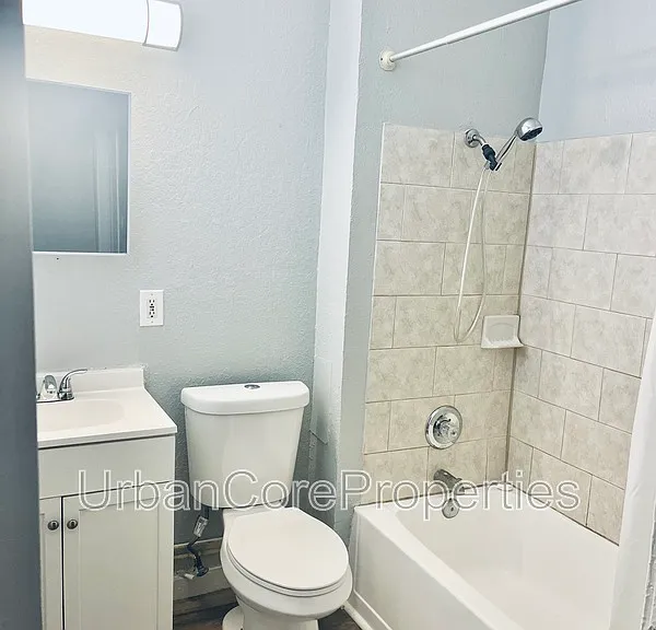 417 4th St N #101 — Photo 9