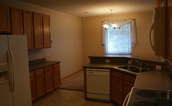 5th image of 17153 Polk St NW Unit 3305