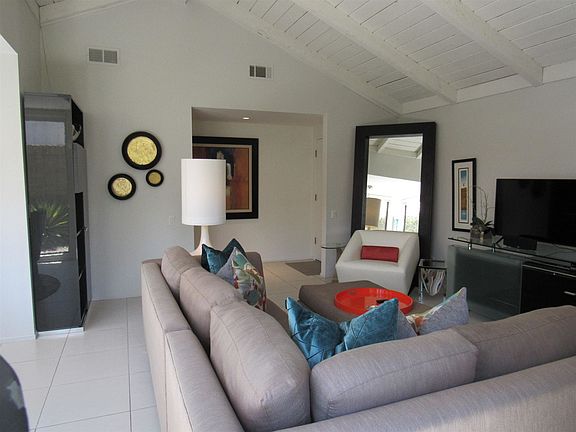 2nd image of 2389 Miramonte Cir E Unit E
