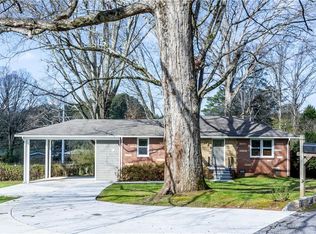 834 Alberson Ct, Decatur, GA 30033