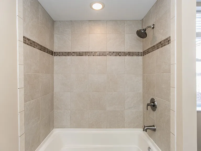 2316 E Lehigh Ave — Photo 44