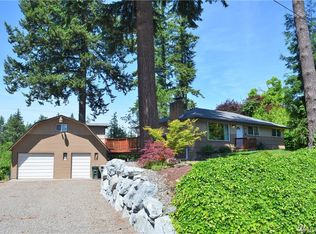 2724 176th Ave E, Lake Tapps, WA 98391