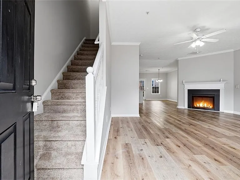 5072 Leeshire Trce — Photo 3