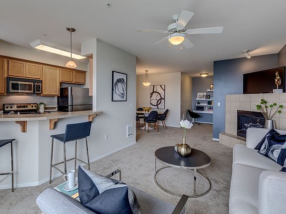 5th image of 2424 S 41st St APT 546